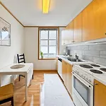 Appartement Family & Business Friendly 2br By 31