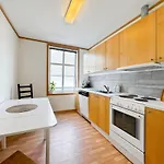 Appartement Family & Business Friendly 2br By 31 *
