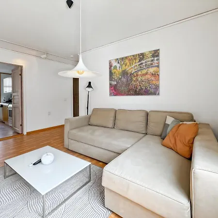 Apartment Family & Business Friendly 2br By 31 *