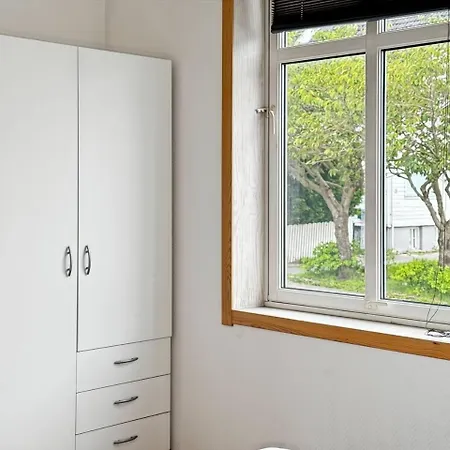 Apartment Family & Business Friendly 2br By 31