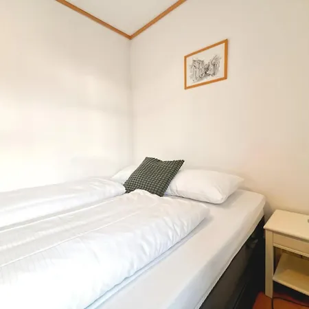 Apartment Family & Business Friendly 2br By 31