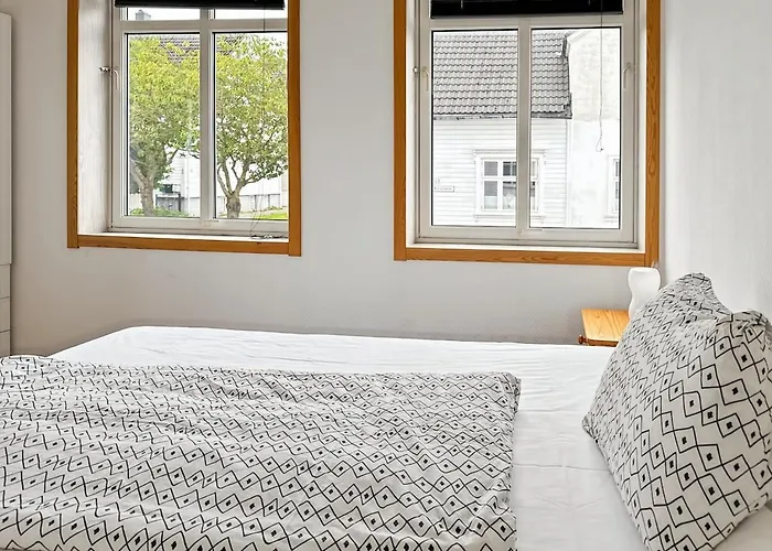 Family & Business Friendly 2br By 31 Stavanger